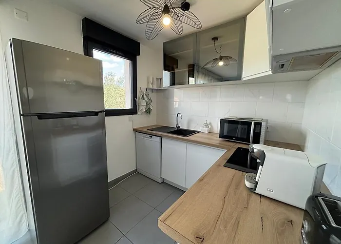 Securise 100m Du Port De Vecchio